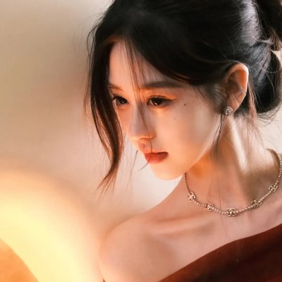 尤物争春 在线观看